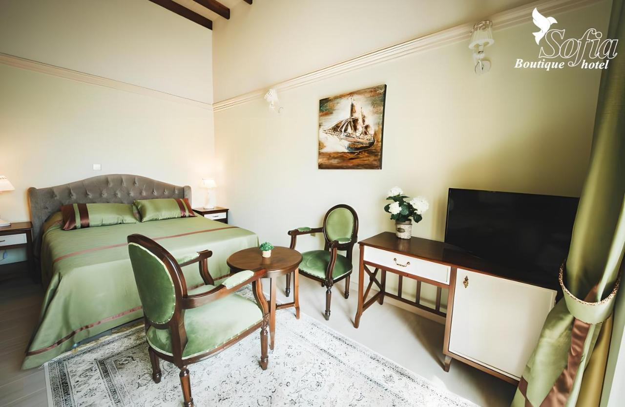 Sofia Boutique Hotel Кирения Екстериор снимка