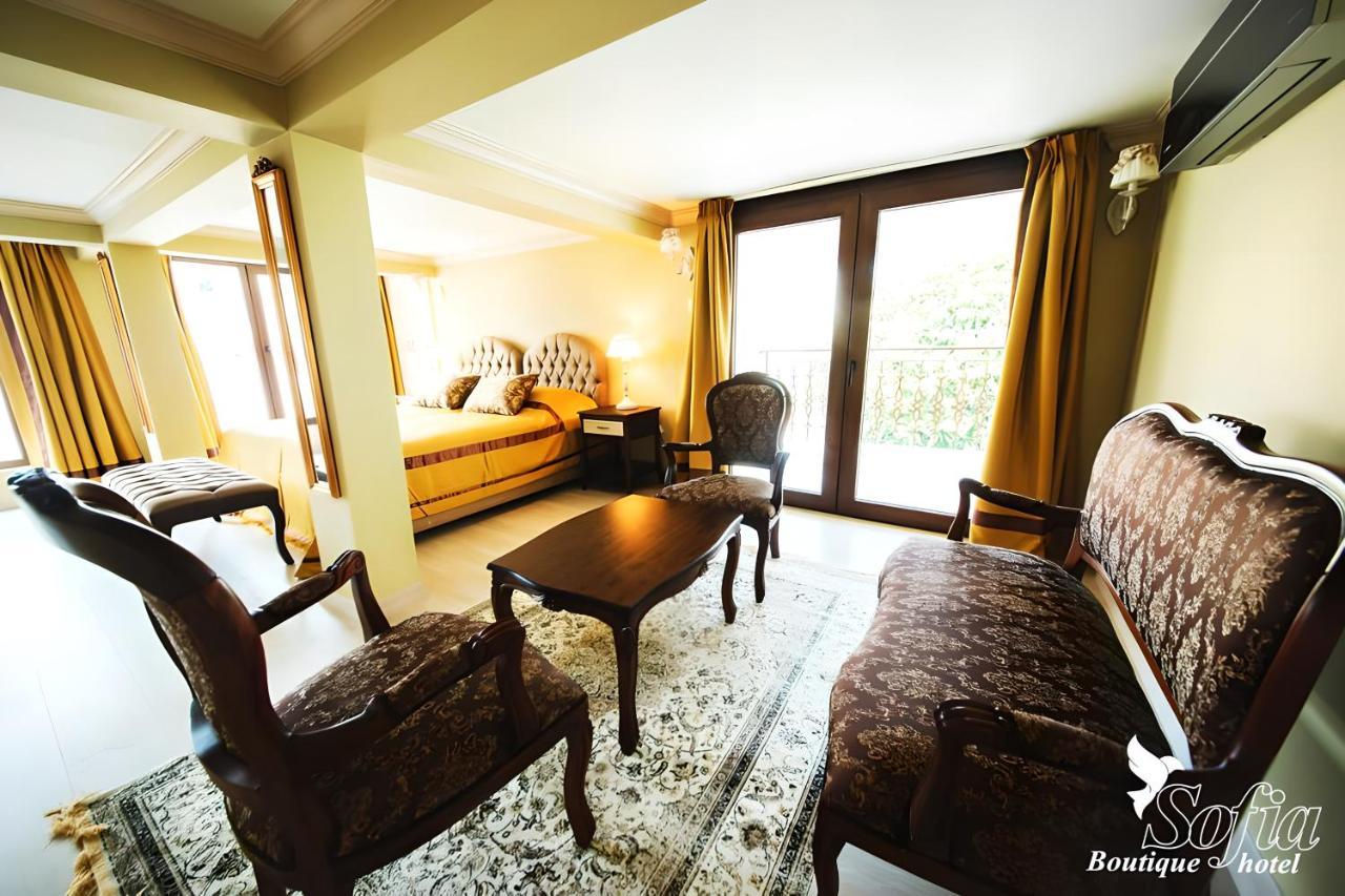 Sofia Boutique Hotel Кирения Екстериор снимка