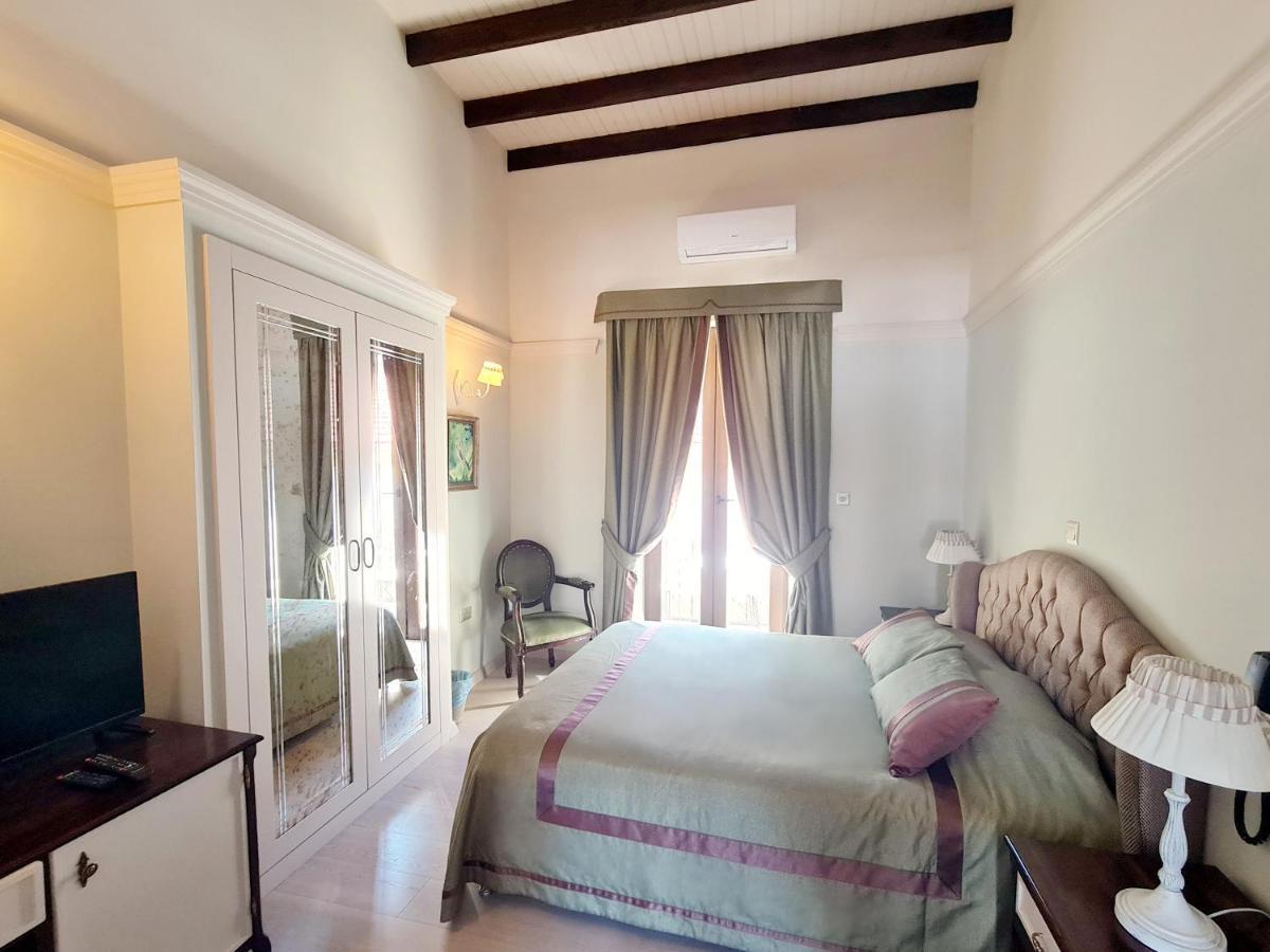 Sofia Boutique Hotel Кирения Екстериор снимка