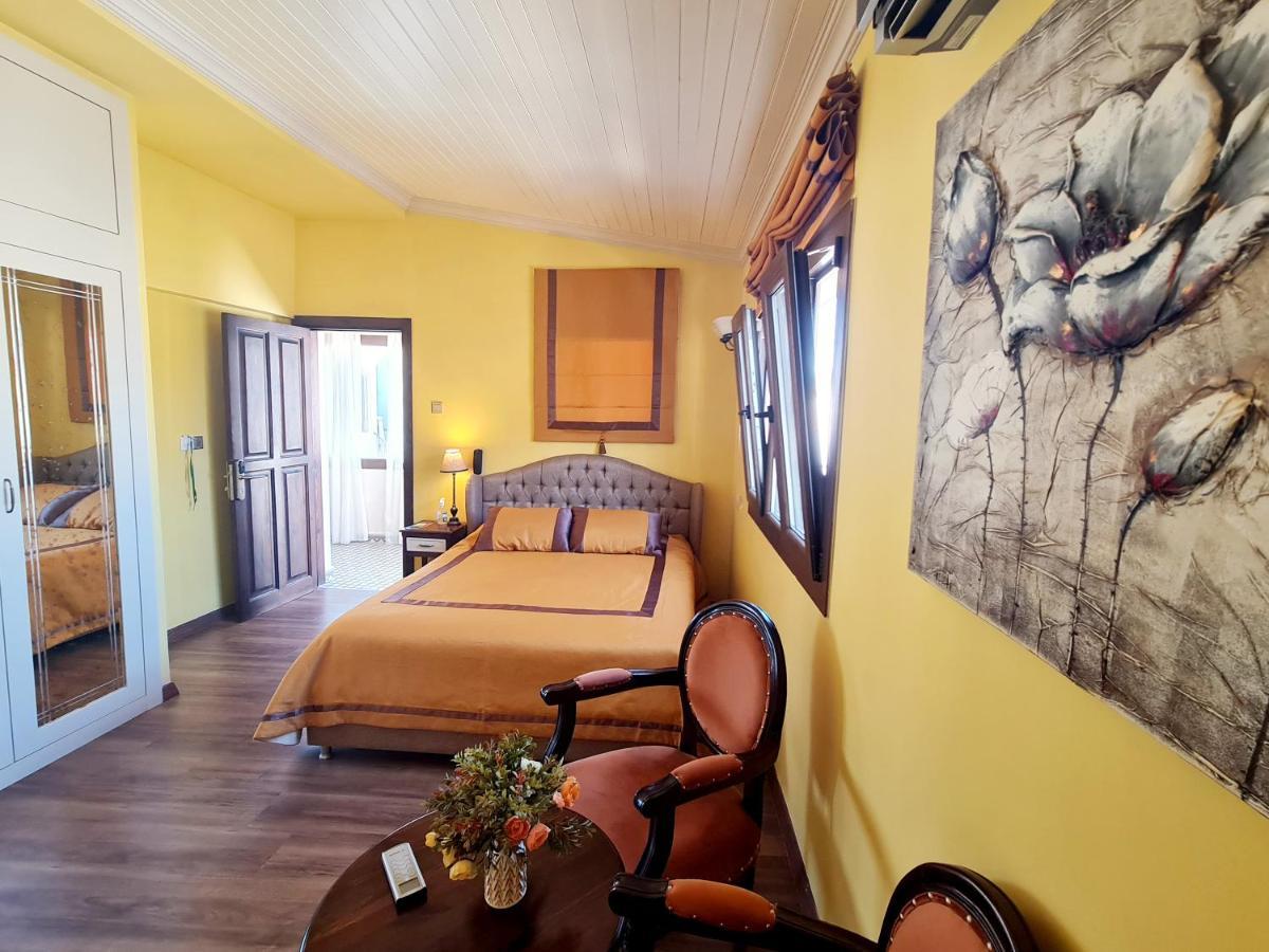 Sofia Boutique Hotel Кирения Екстериор снимка