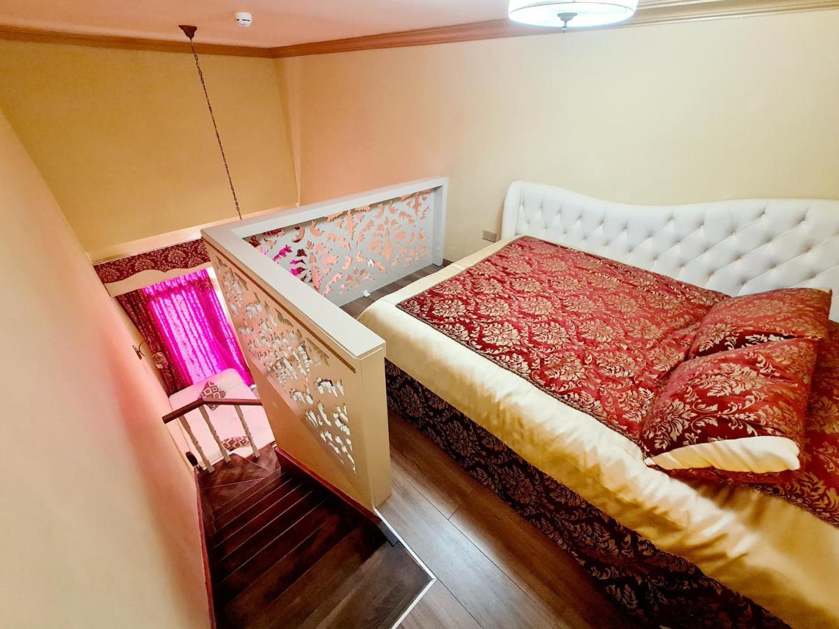Sofia Boutique Hotel Кирения Екстериор снимка