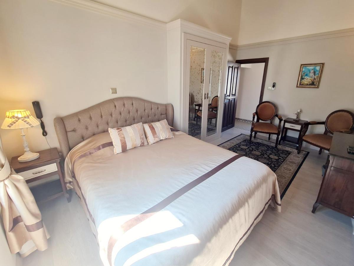 Sofia Boutique Hotel Кирения Екстериор снимка