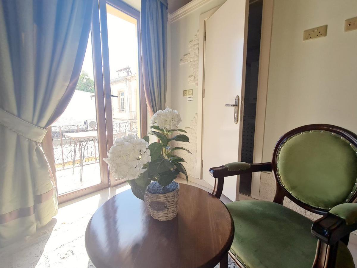 Sofia Boutique Hotel Кирения Екстериор снимка