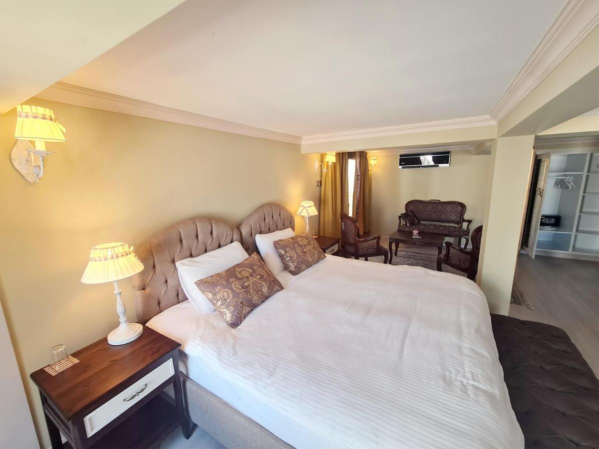 Sofia Boutique Hotel Кирения Екстериор снимка
